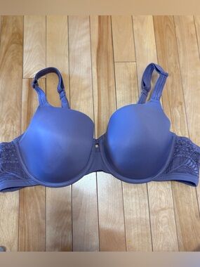 Ti Voglo Pennington’s Bra 44C Pink/Purple Lightly lined with underwire lace